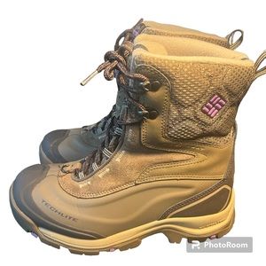 Columbia Bugaboot Plus 200 Grams OmniHeat TechLite Waterproof Winter Boots US 7